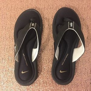 Nike Flip Flops